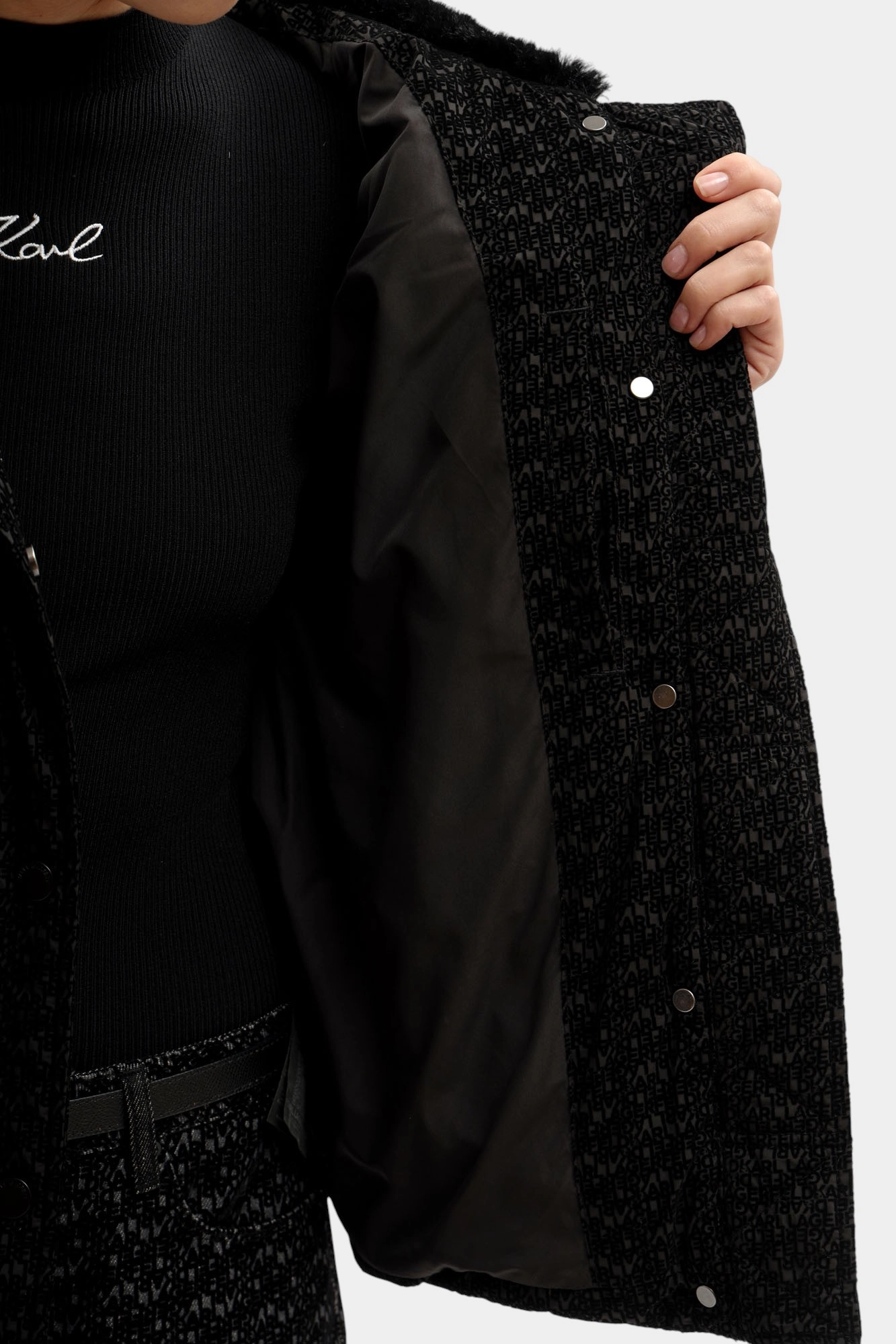 A4W15042 куртка karl lagerfeld 