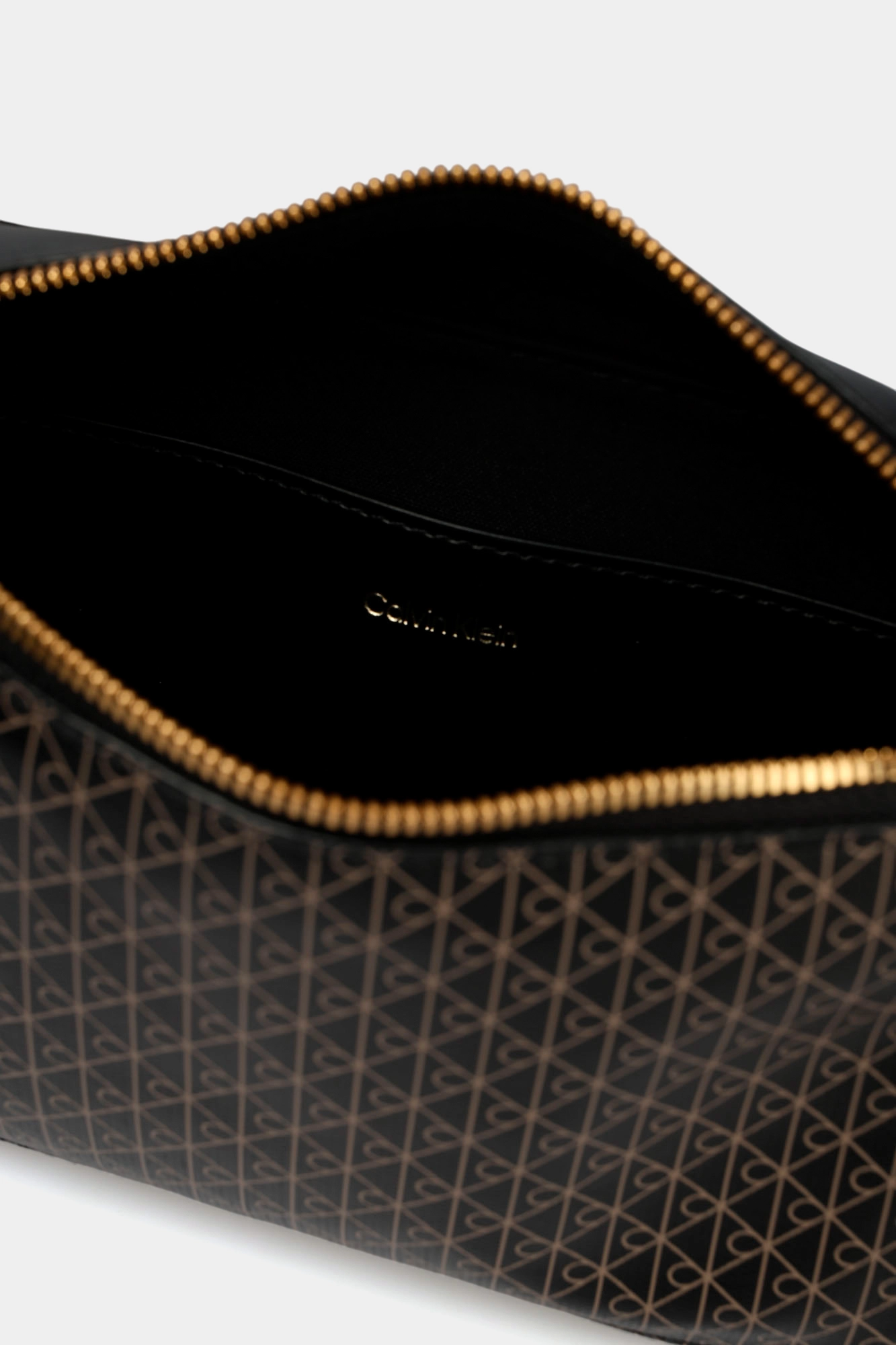 LV04F3268G Сумка Calvin Klein Jeans Черный