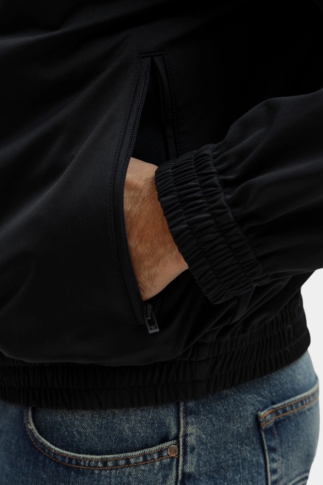 EM004496_AF23435 Куртка Emporio Armani Синий