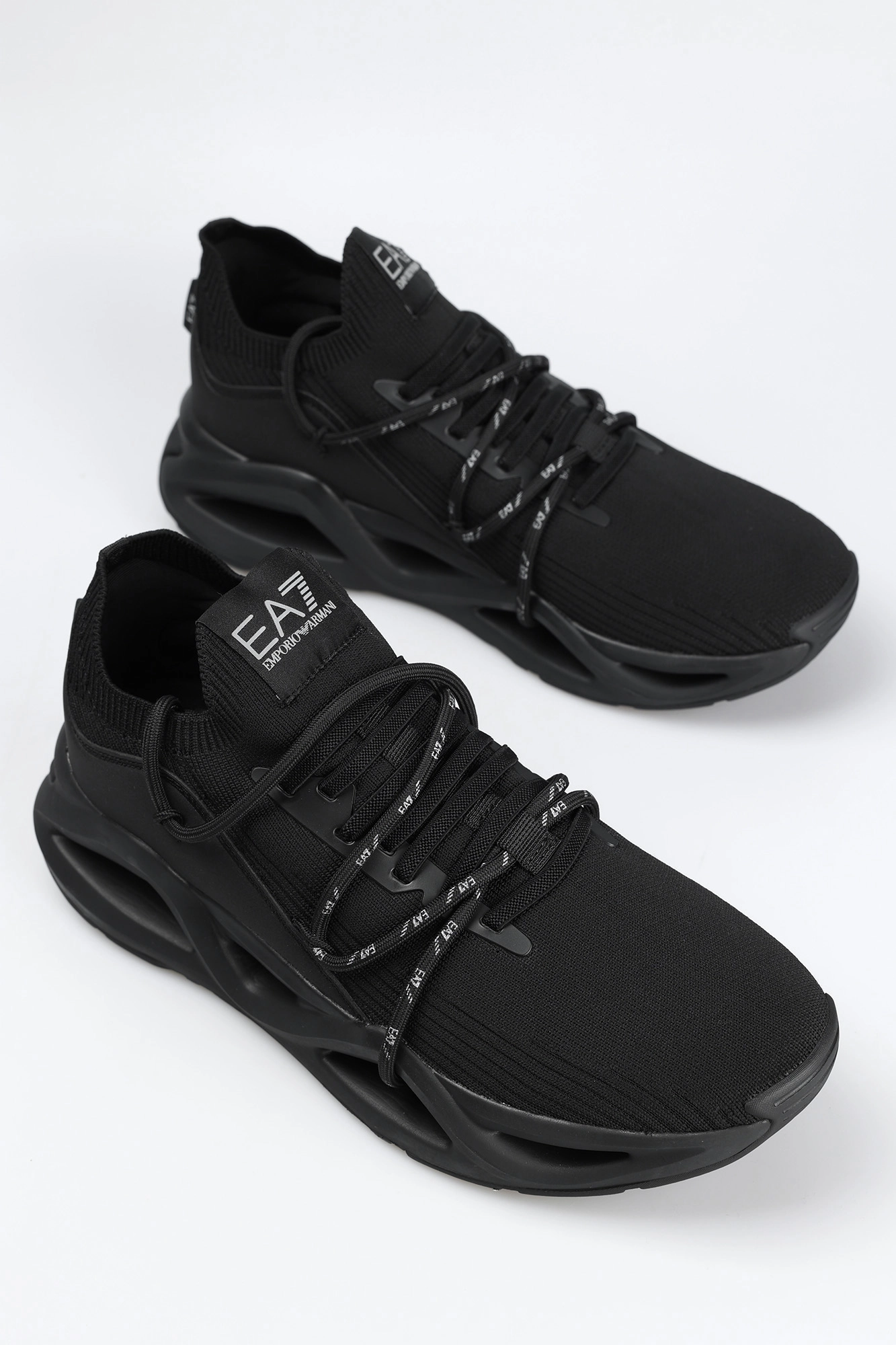 X8X087_XK227 Кроссовки EA7 Черный