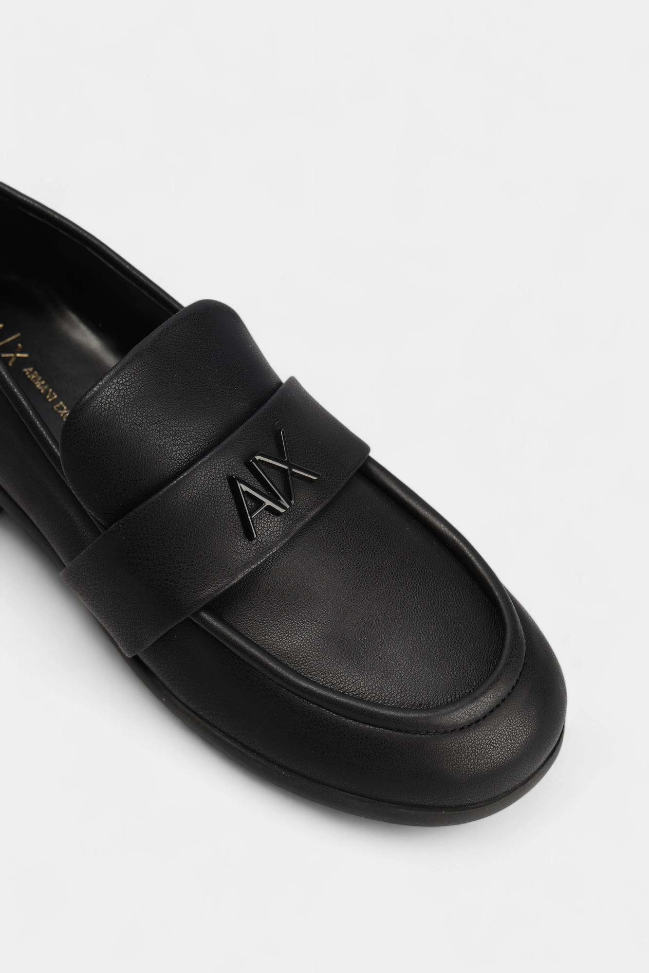 XW001635_AF13876 Лоферы Armani Exchange Черный