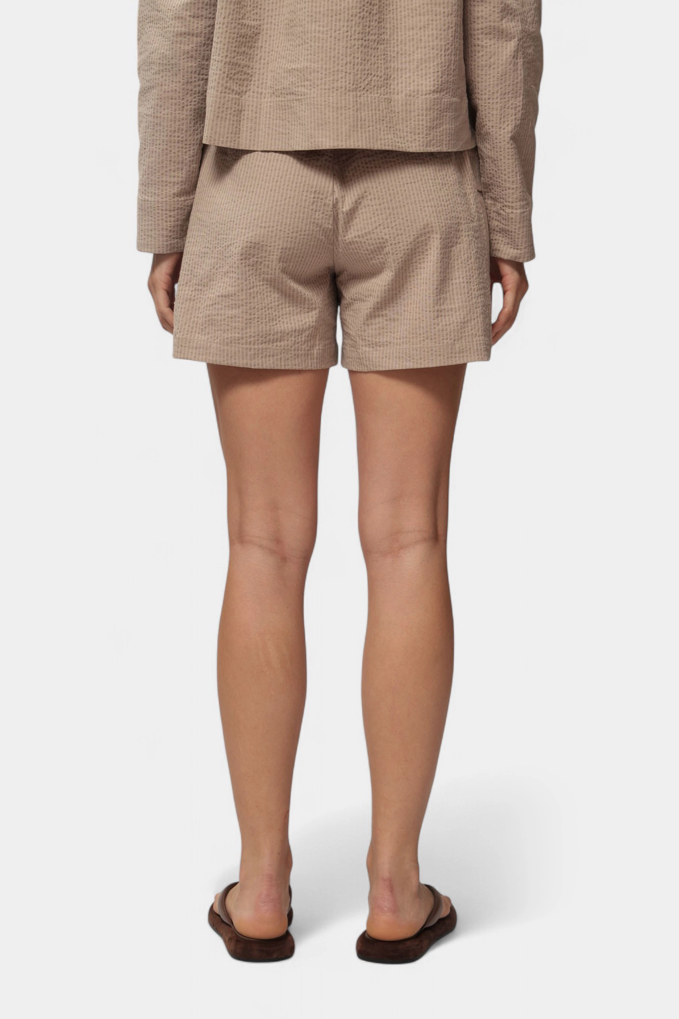 7W000164_AF12506 шорты ea7 