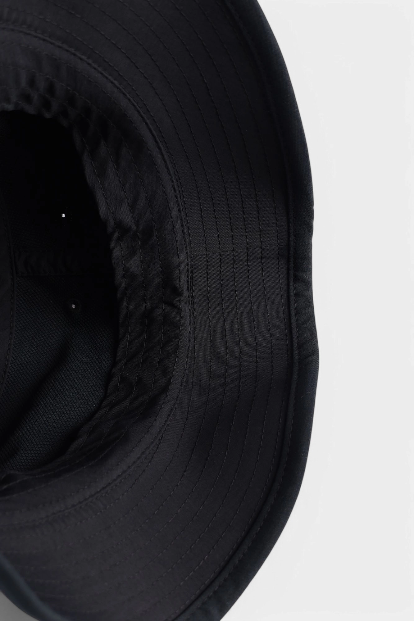 2121091 Панама Columbia Черный