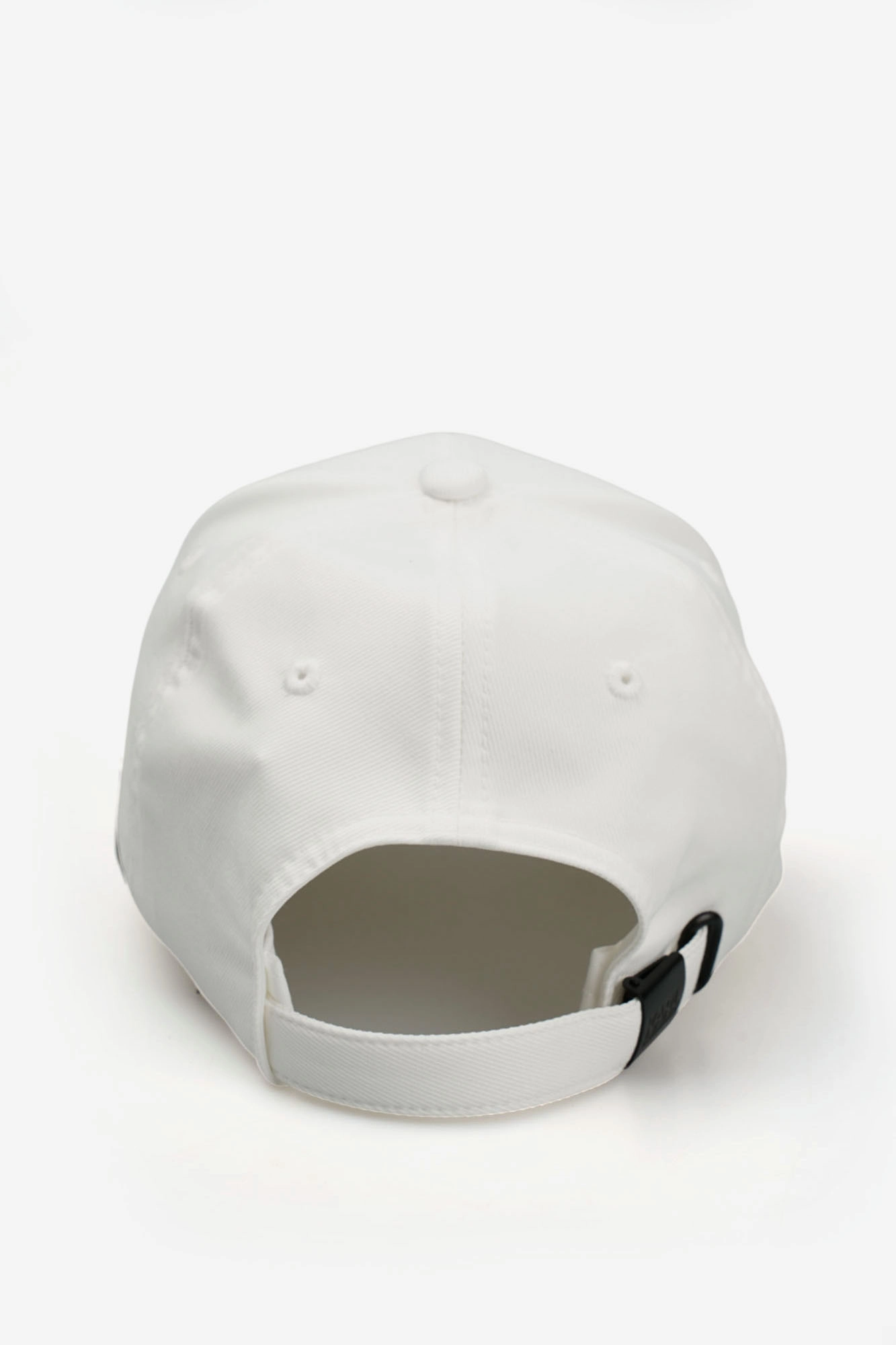 551122_805615 Кепка Karl Lagerfeld Белый