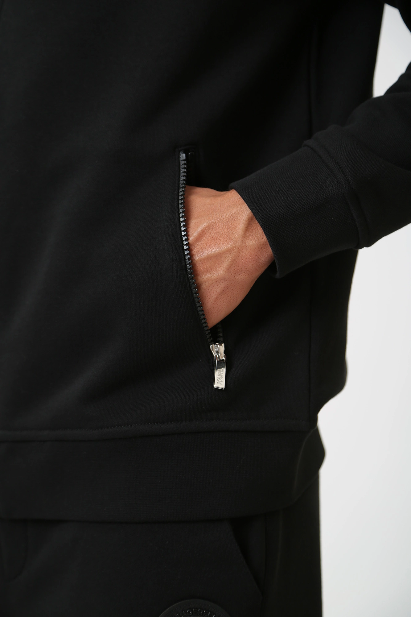 534910_705001 Толстовка Karl Lagerfeld Черный