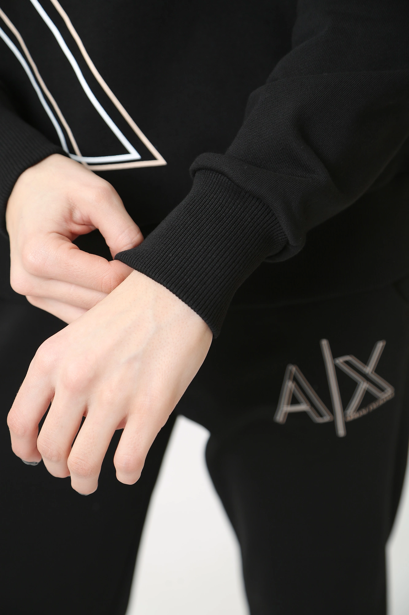 3DYM09_YJEBZ худи armani exchange 