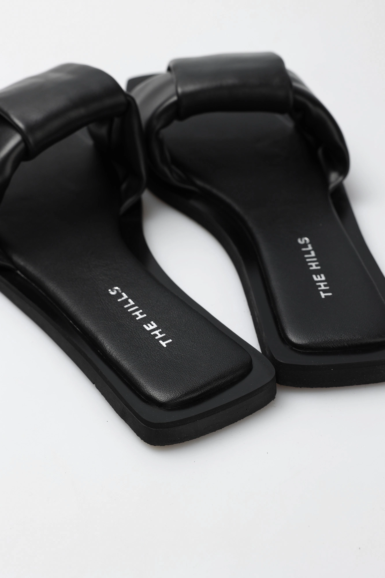 22-2221-21 Сабо The Hills Черный