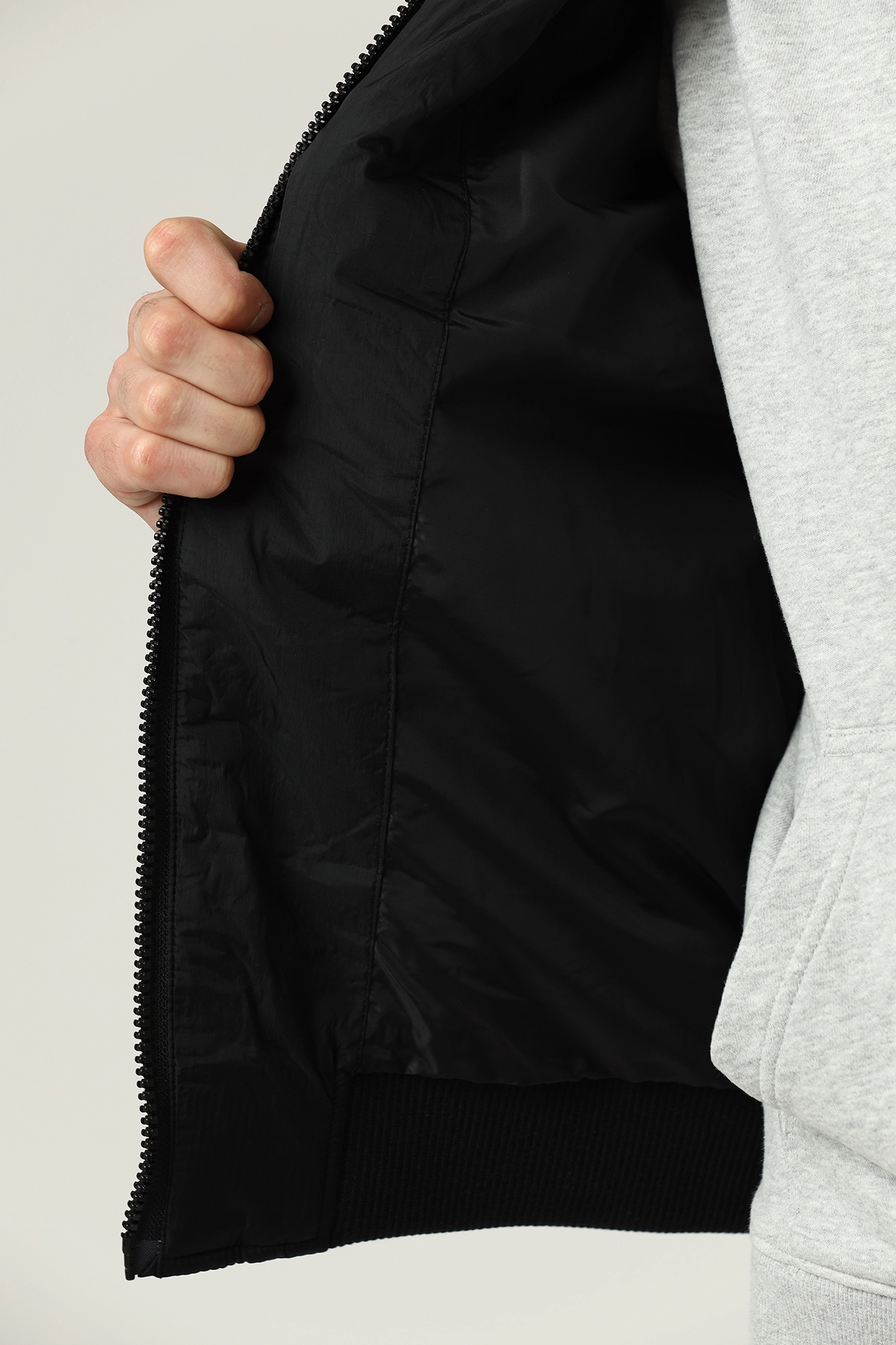J30J319677 Куртка бомбер Calvin Klein Jeans Черный