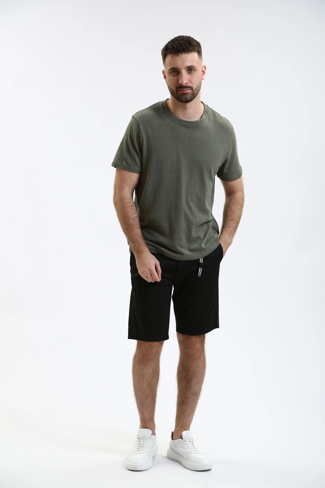 30036807_10015398 Шорты Strellson Черный