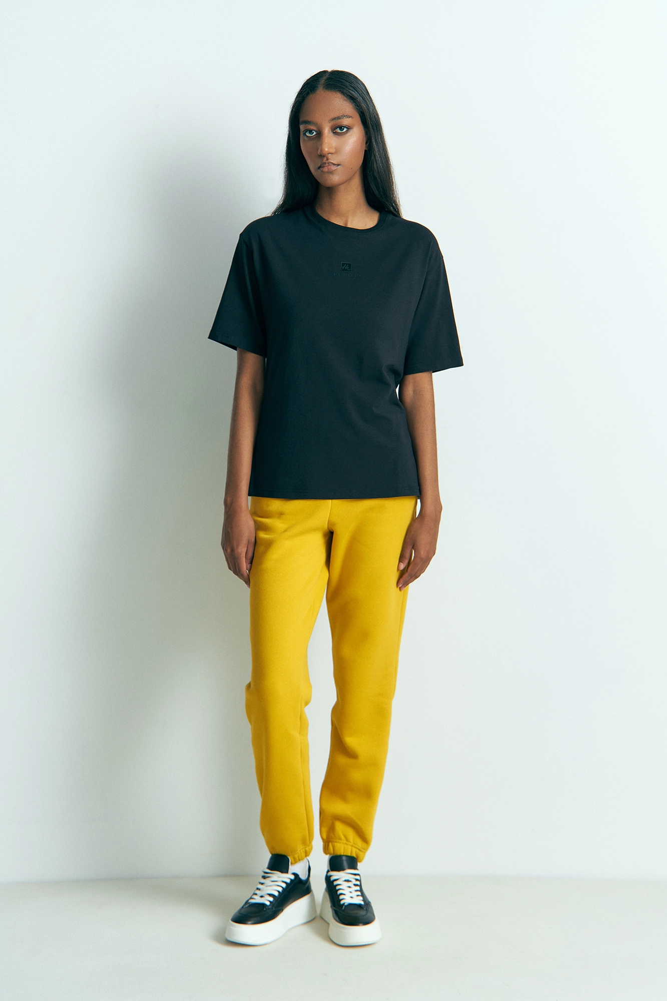 W-232-P-22-0054 футболка the hills 