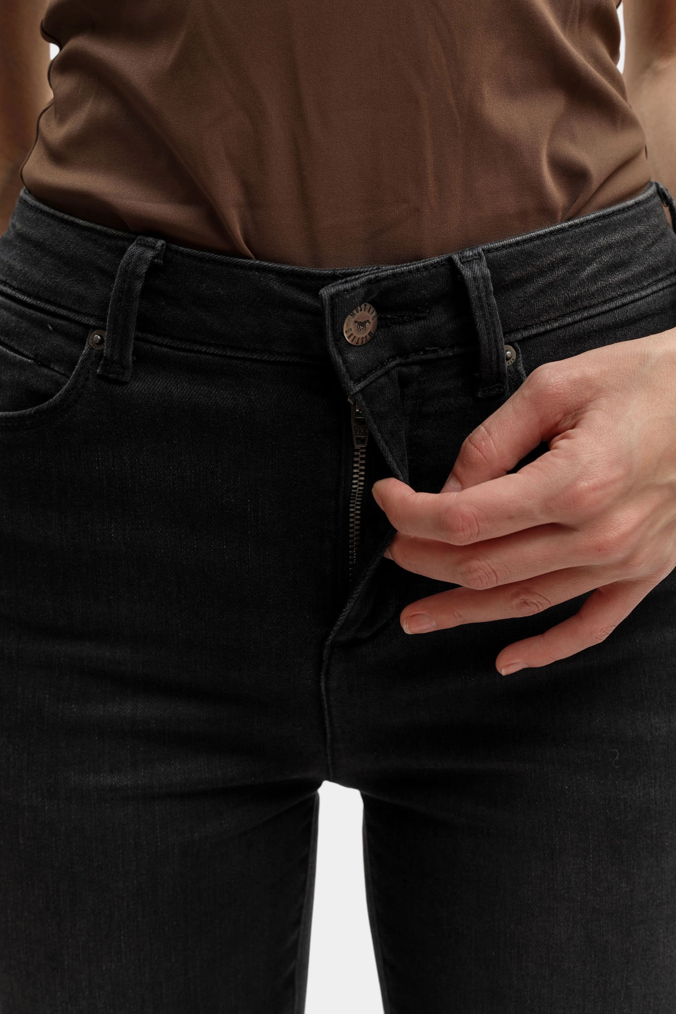 1016903-4000 джинсы mustang