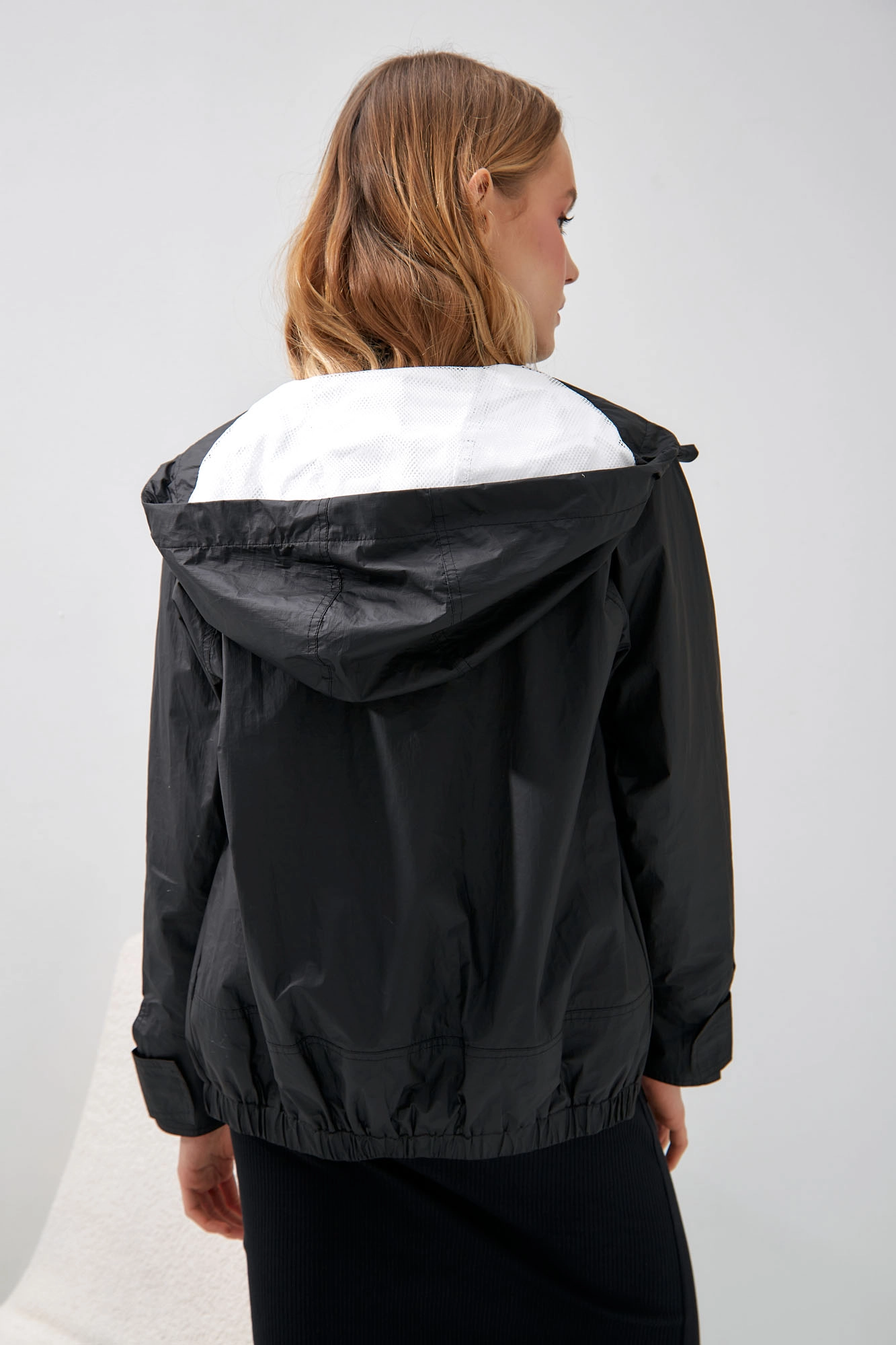 W-232-TH-56-0095 ветровка the hills 