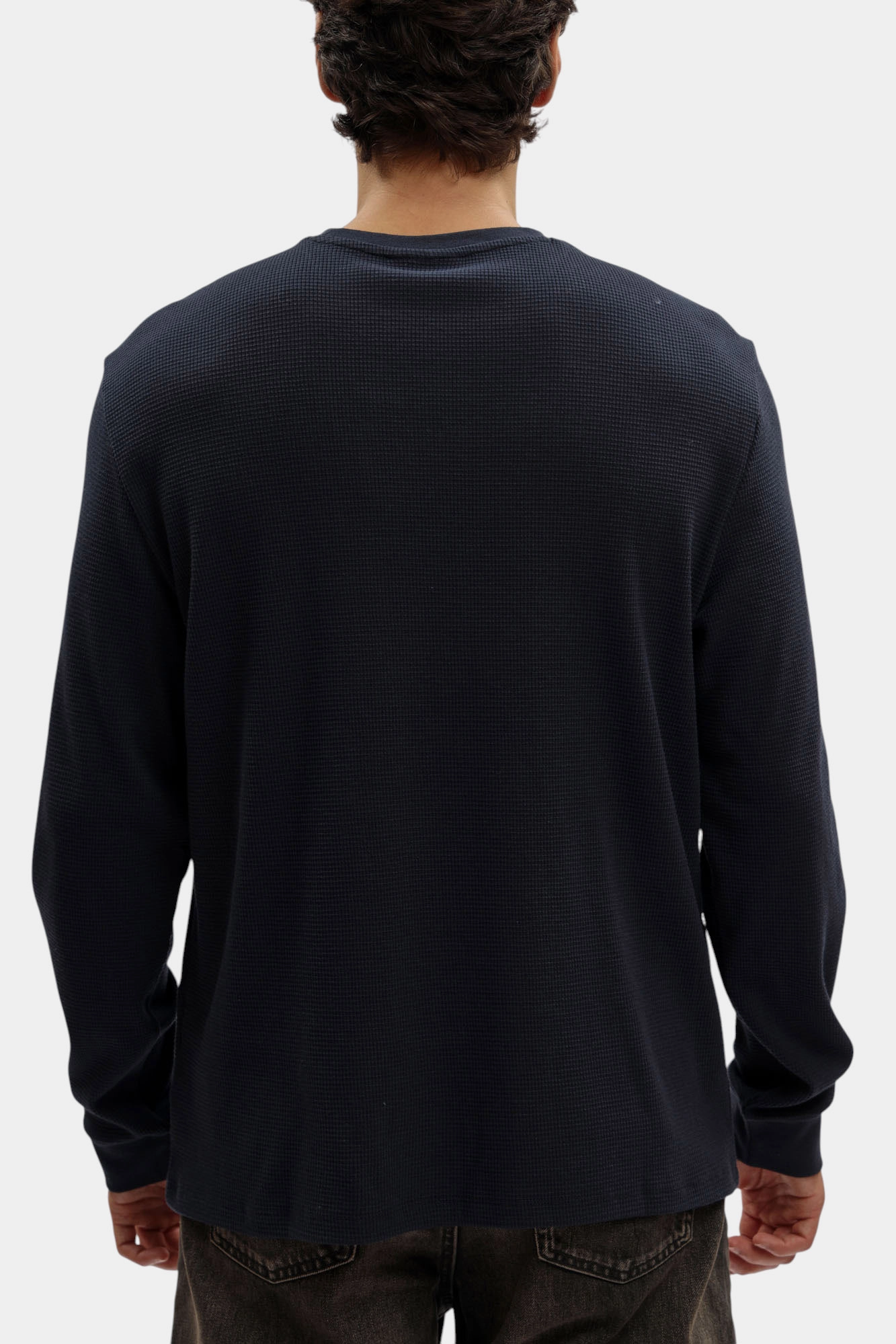 LV040EM217 Лонгслив Calvin Klein Jeans Черный