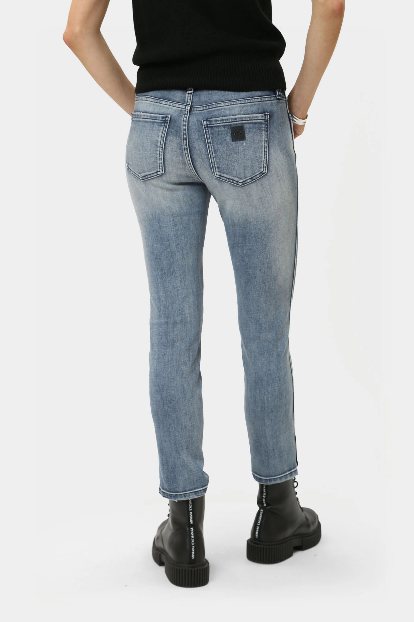 3DYJ22_Y15EZ брюки джинсовые armani exchange 