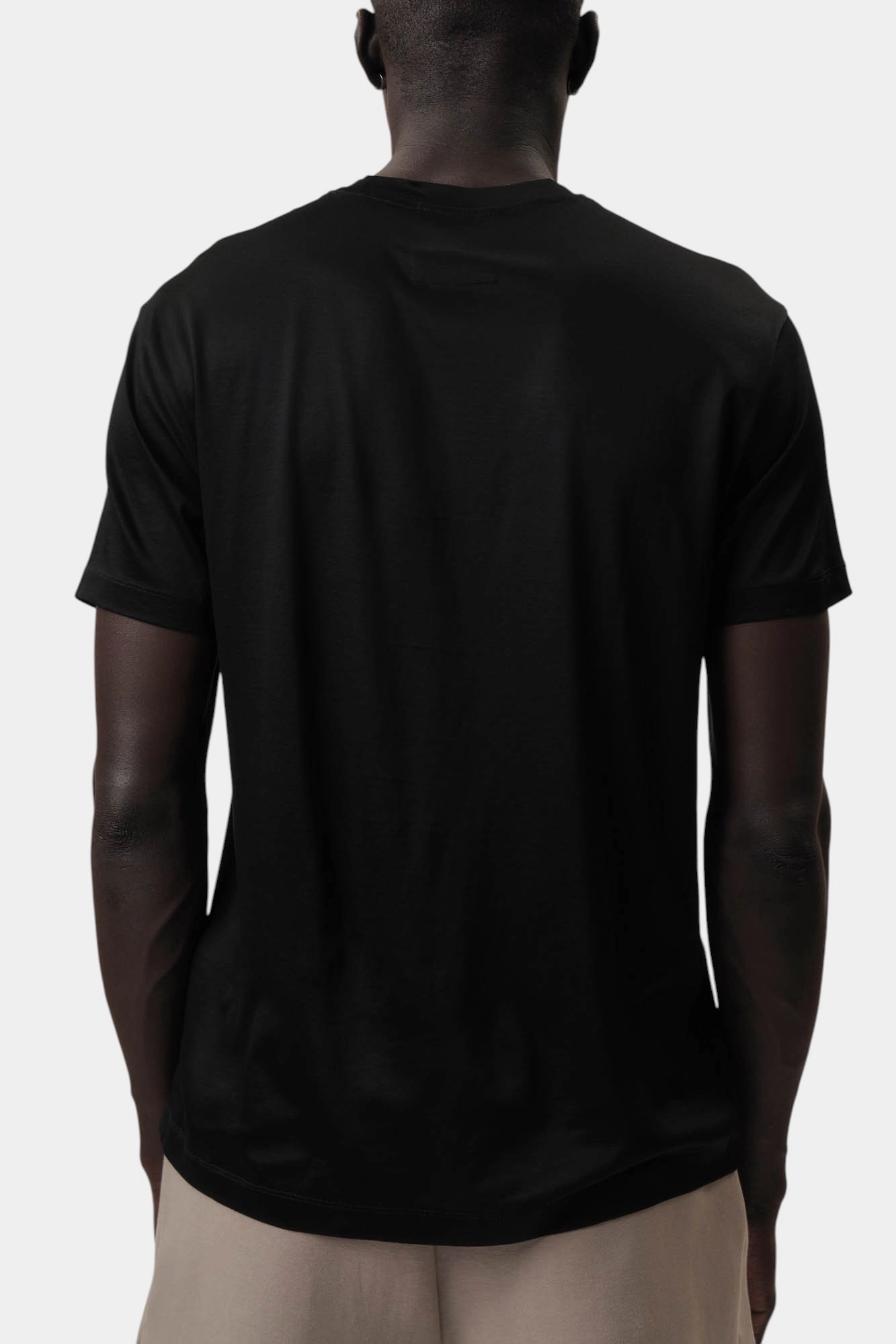 8N1TD8_1JUVZ Футболка Emporio Armani Черный