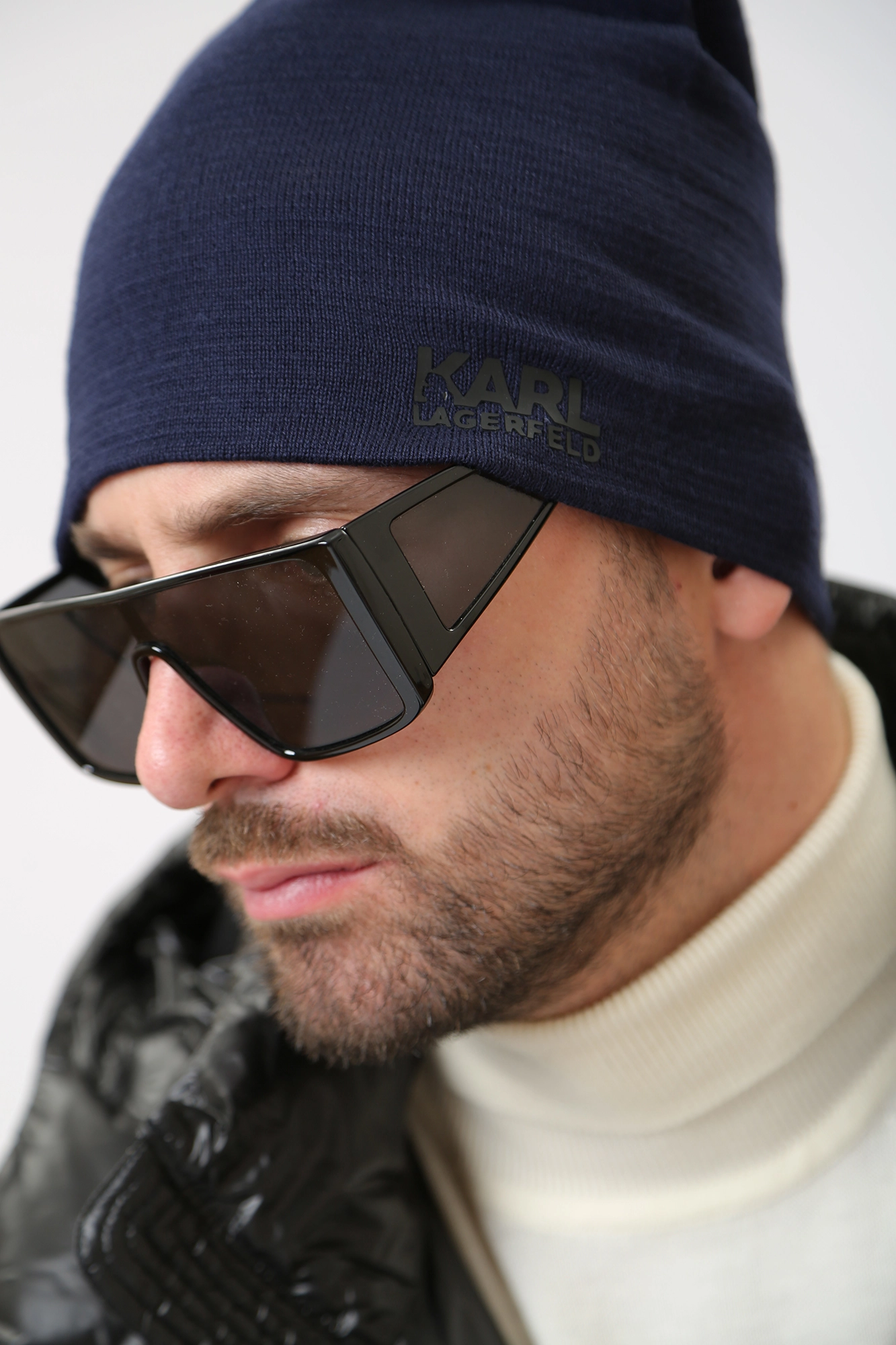 534324_805601 Шапка Karl Lagerfeld Синий