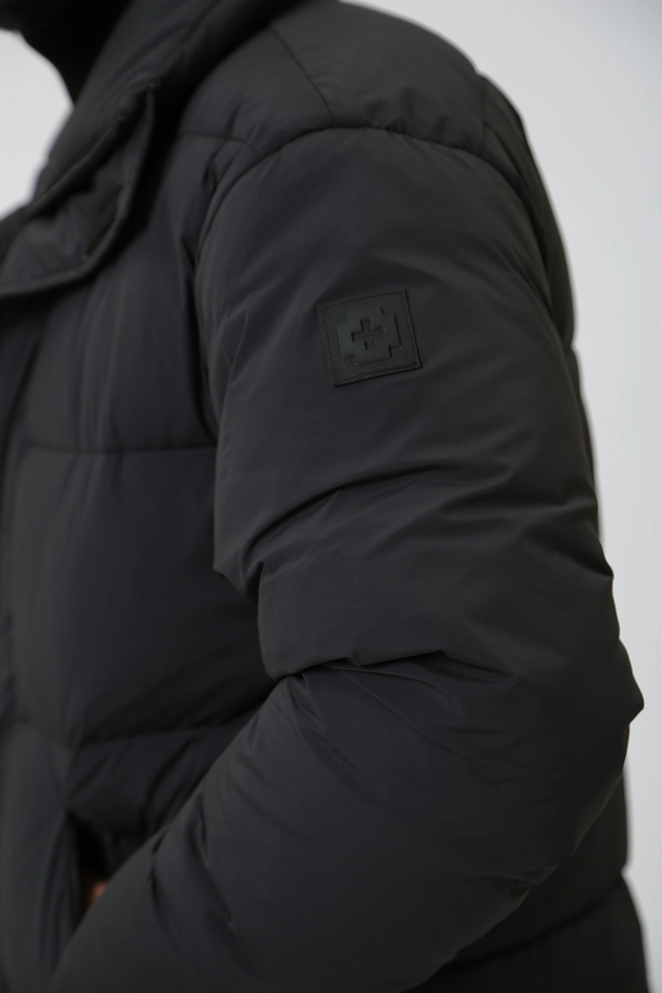 30038841_10016308 Куртка Strellson Черный