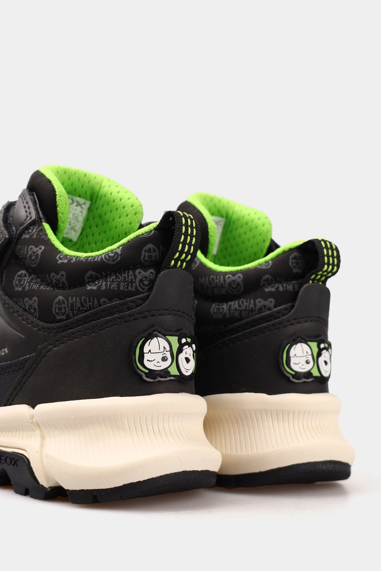 J46LCG000MEC Ботинки Geox Черный