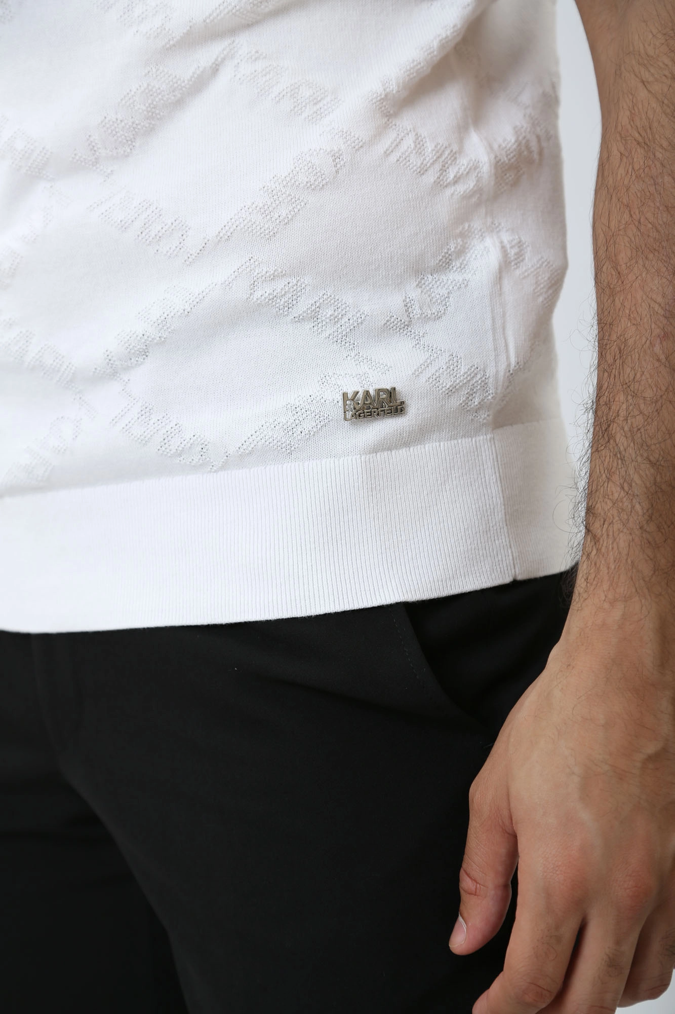 542306_655037 Футболка трикотажная Karl Lagerfeld Белый