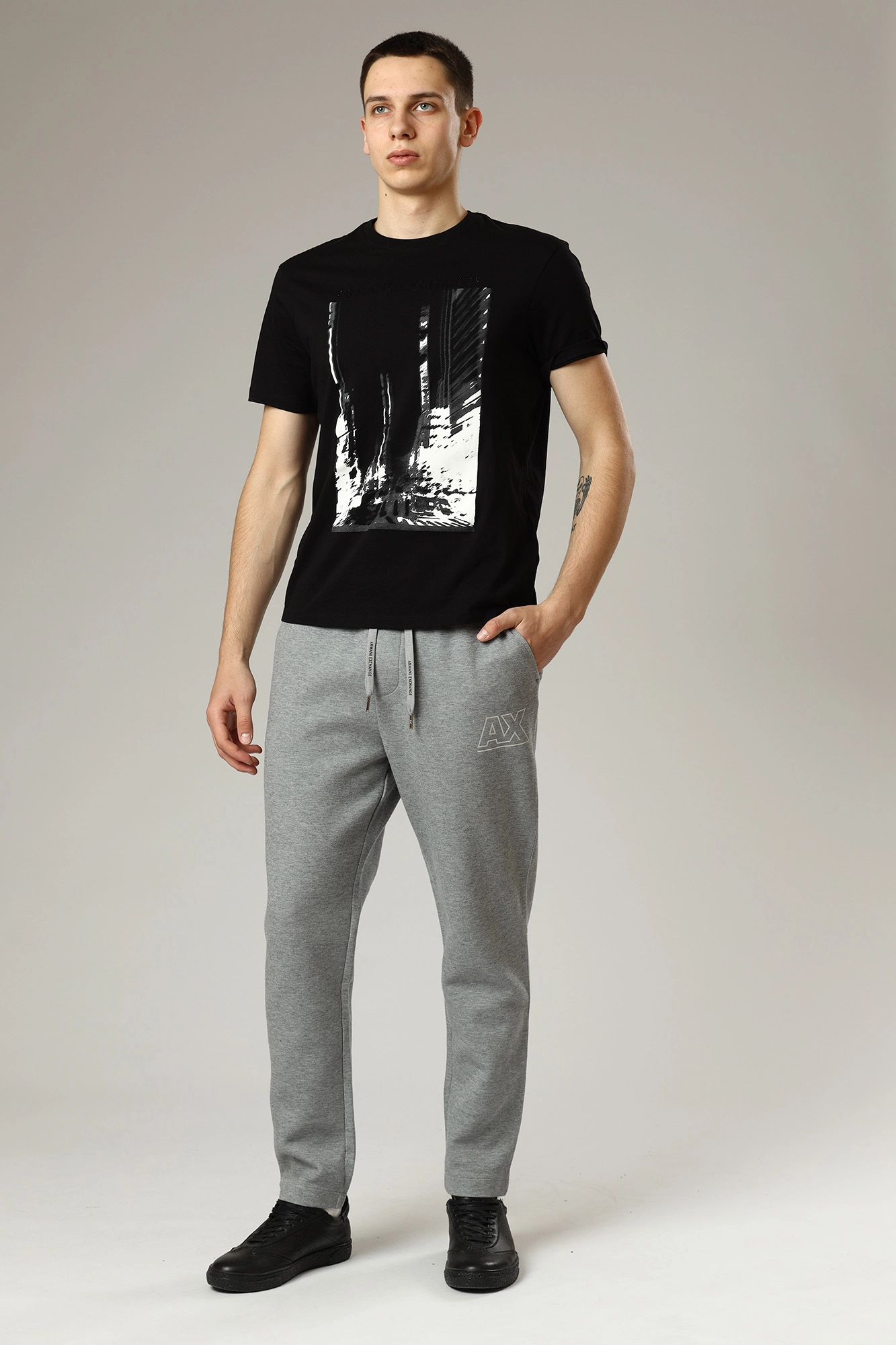 6KZPFE_ZJ5NZ Брюки спортивные Armani Exchange Серый