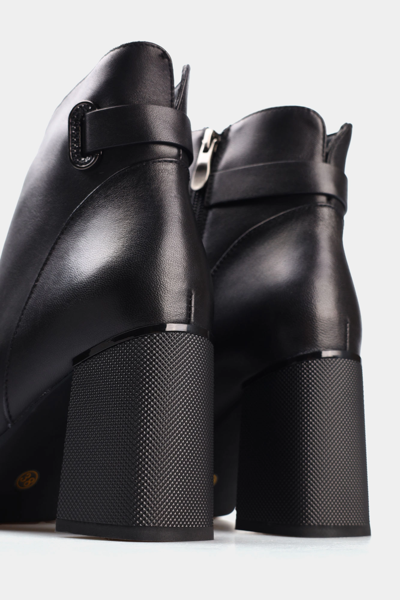 MC14816 Ботинки Marc Cony Черный