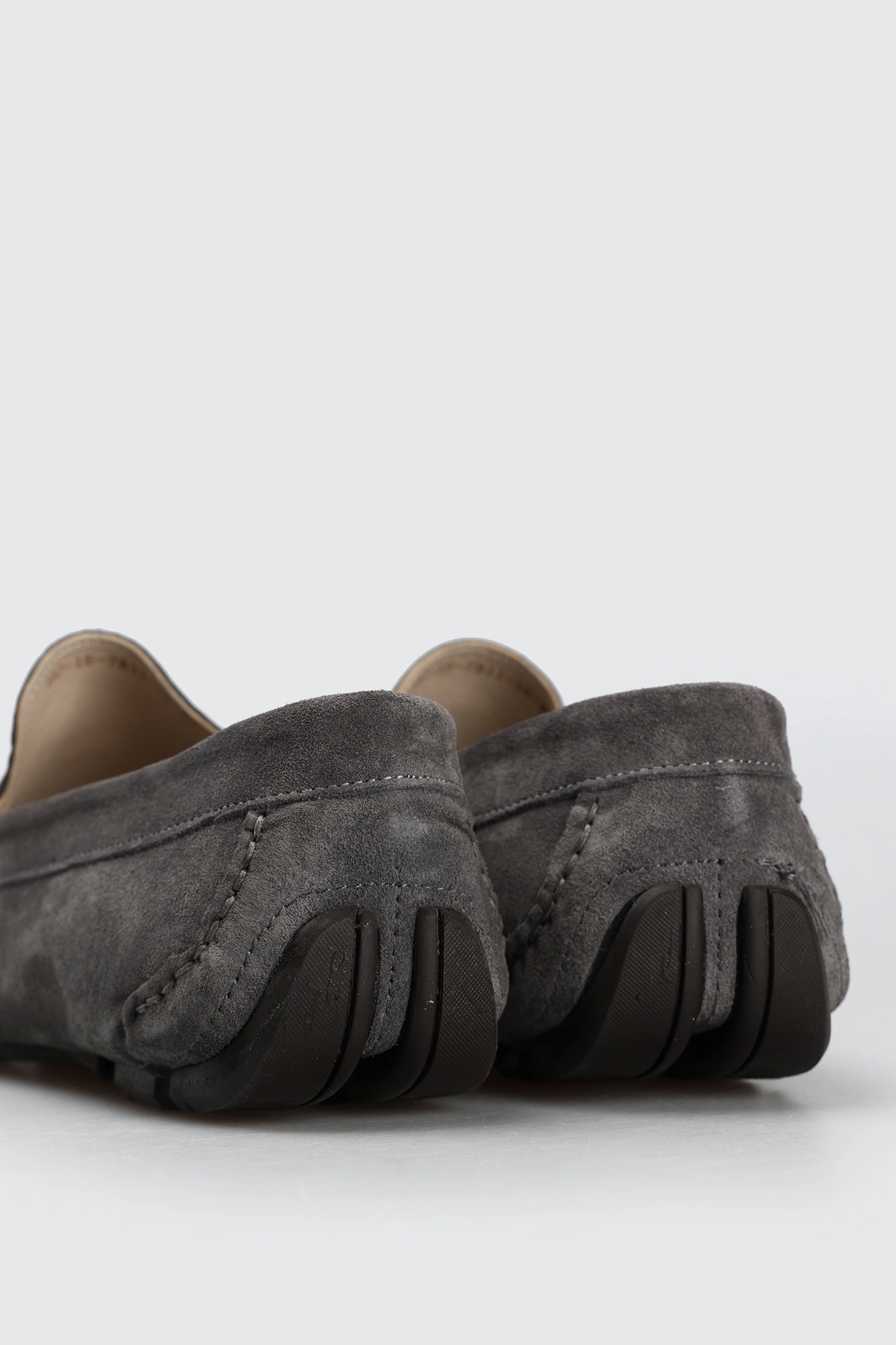 15-7813 Мокасины Marc Cony Серый