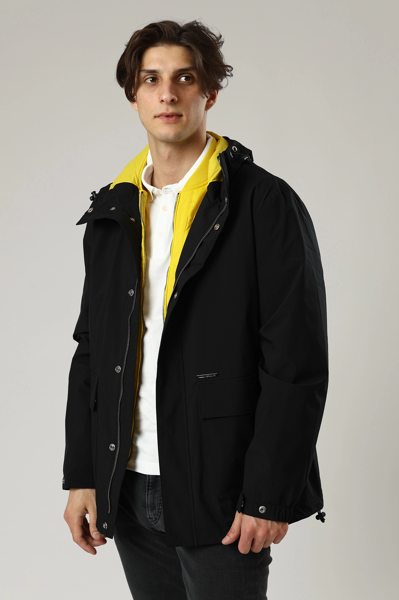 3LZK21_ZNB7Z Куртка 2 в 1 Armani Exchange Черный