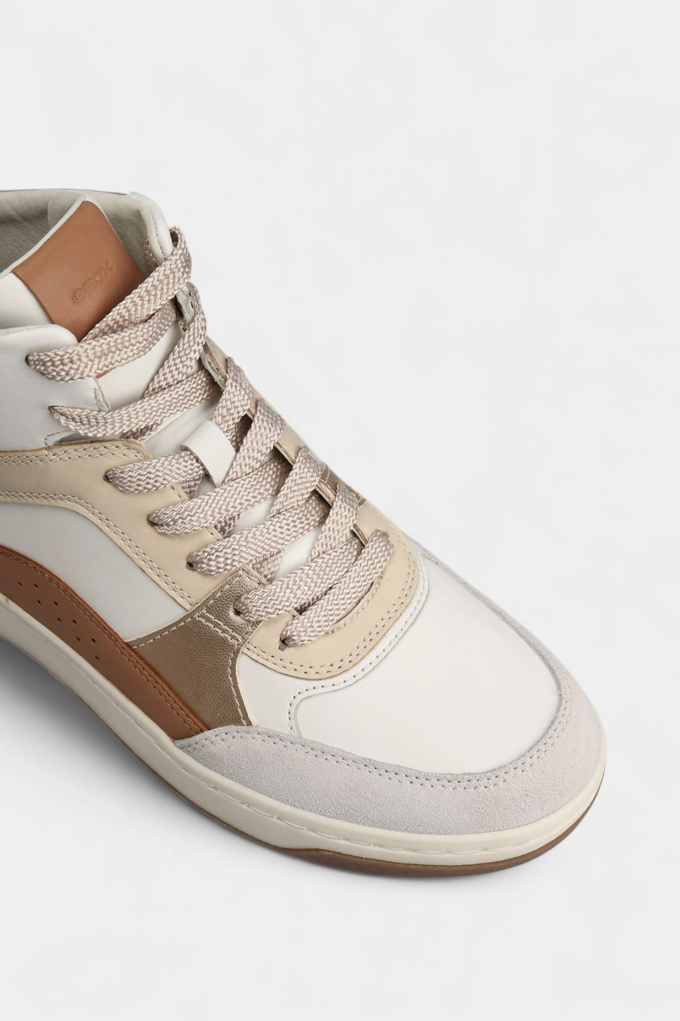 D564QA08522 Ботинки Geox Белый