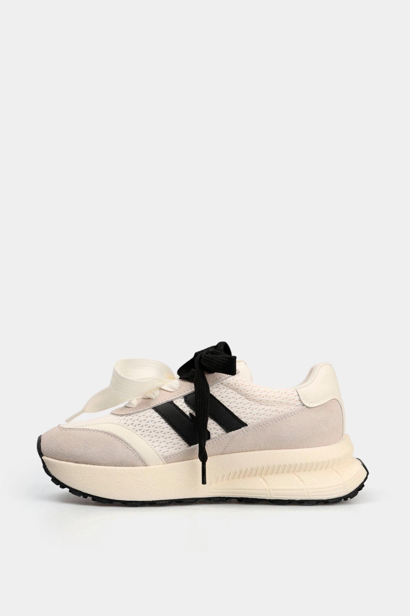 S8-3070 Кроссовки Graciana Белый