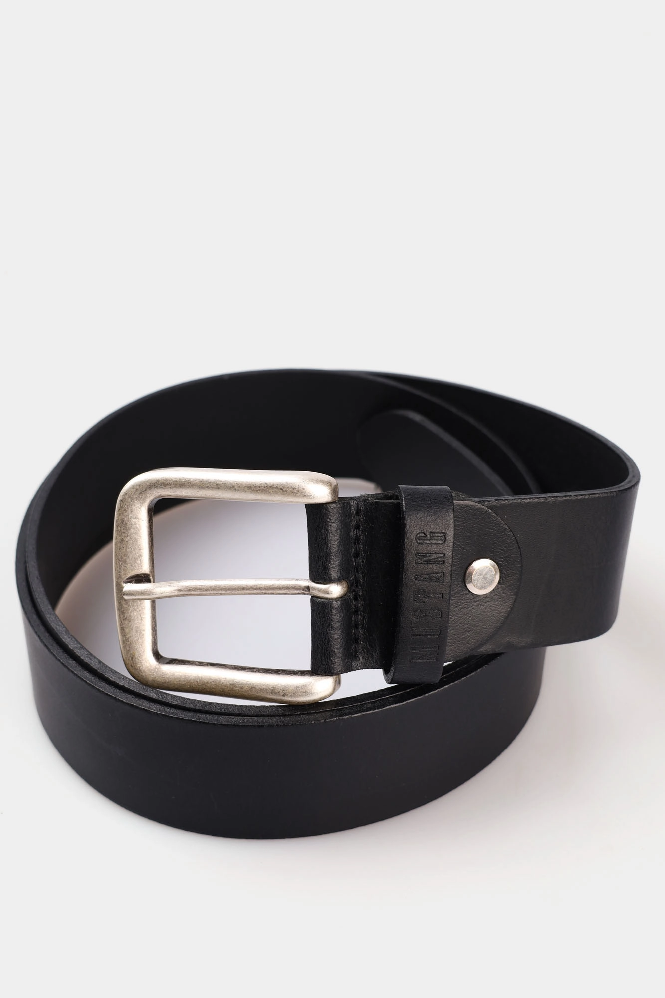 MG2118L15 Ремень Mustang Черный