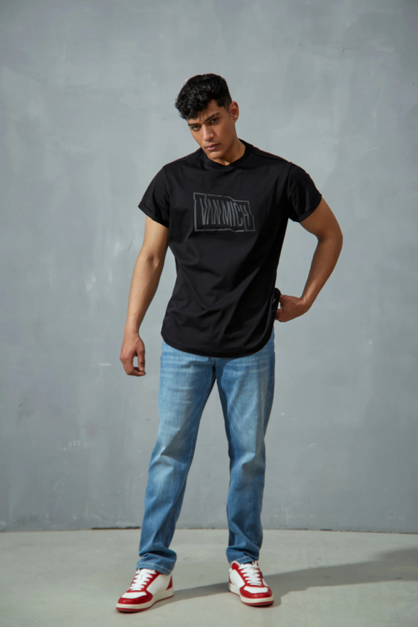 VM-ERK-22-051 Футболка Van Mich Черный