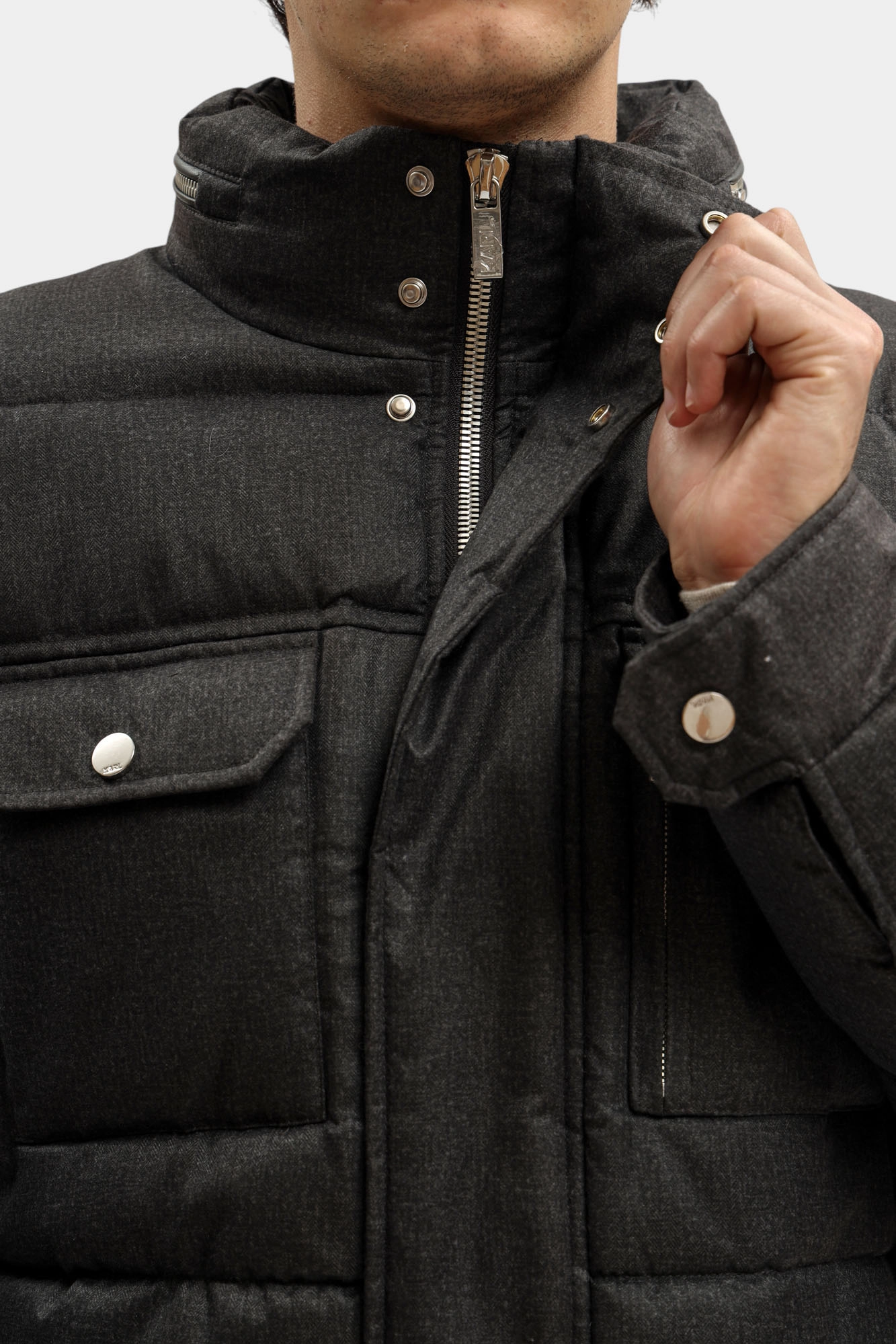 554557_505018 Куртка пуховая Karl Lagerfeld Черный