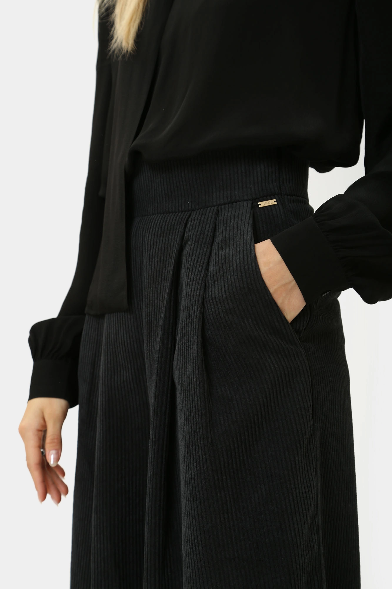 6DYP48_YN8ZZ_1200 брюки armani exchange 