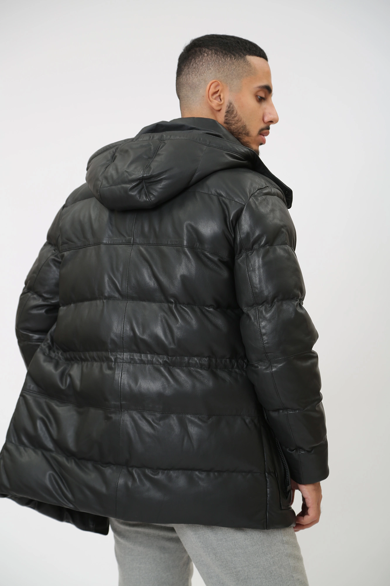 110138_80000437 Куртка кожаная  Strellson Черный