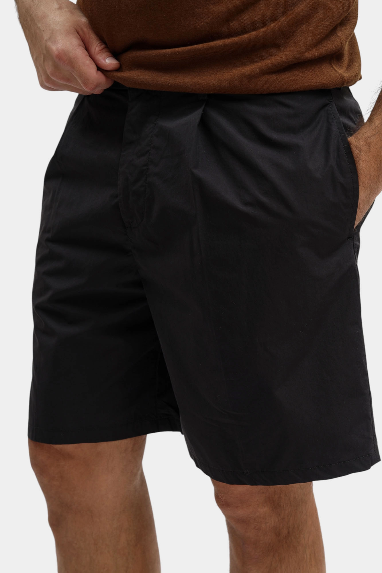 EM005900_AF25633 Шорты Emporio Armani Черный