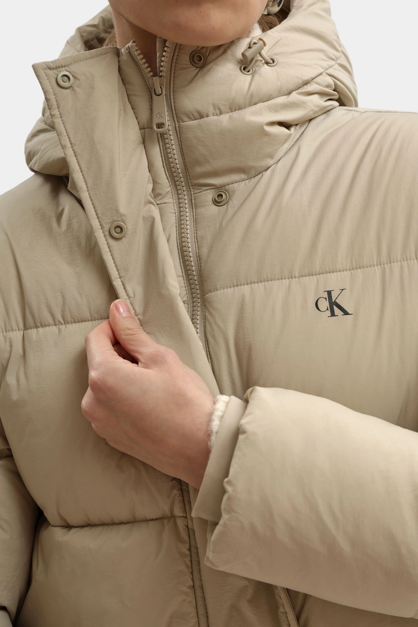 LV047D508G пальто пуховое calvin klein jeans