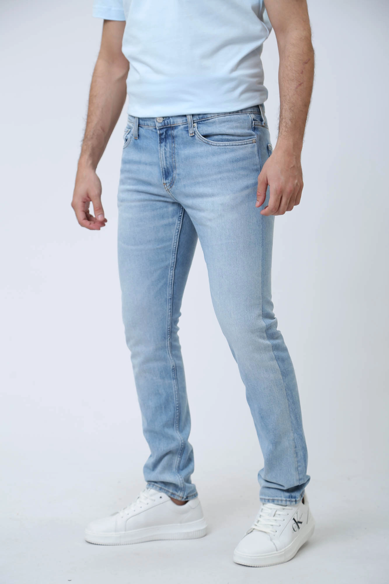 J30J324200 Джинсы SLIM  Calvin Klein Jeans Голубой