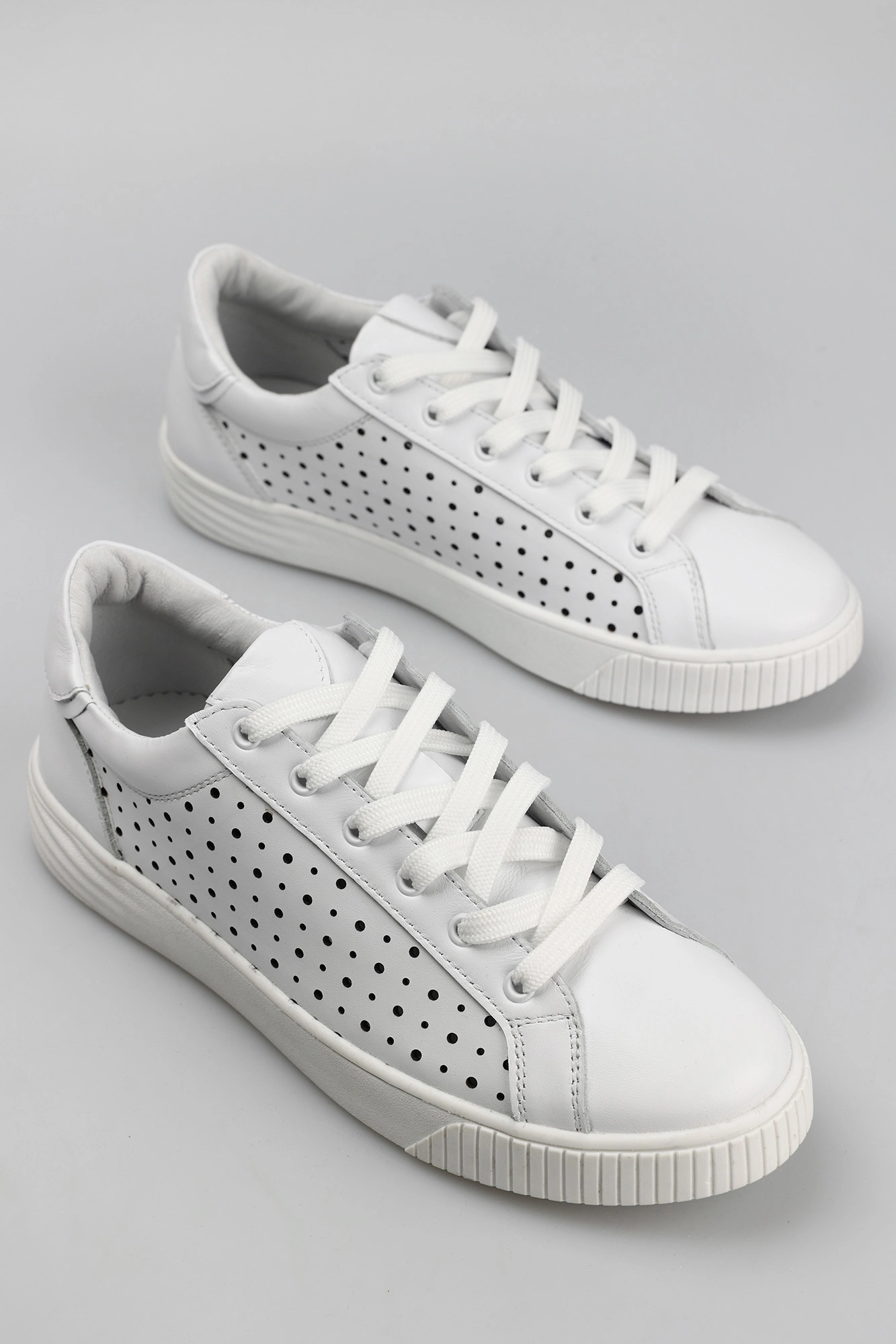 2471762WA-P Кеды Marc Cony Белый