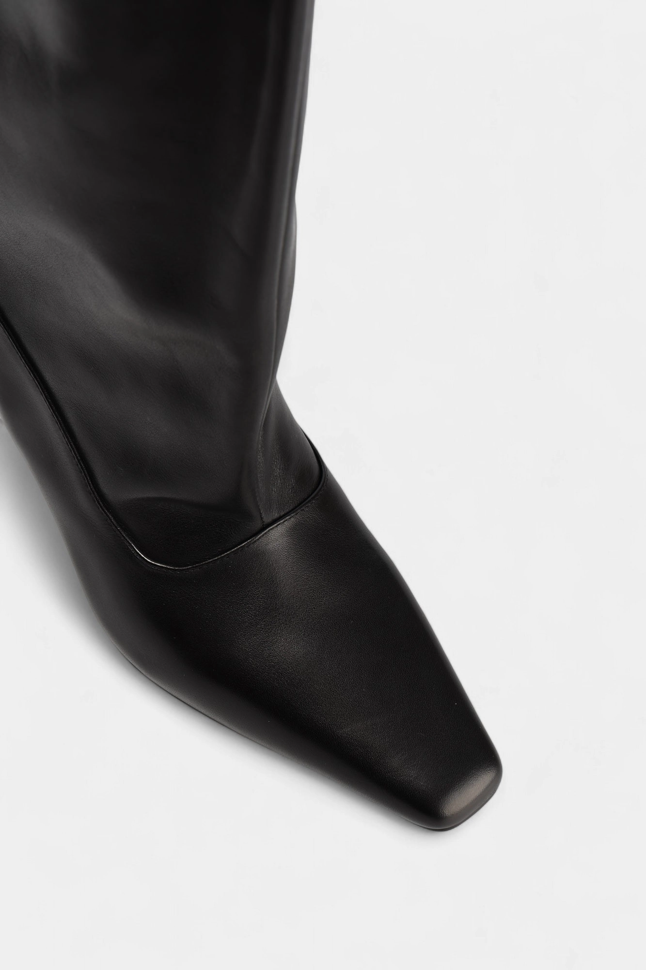 MC23329-WT Ботфорты Marc Cony Черный