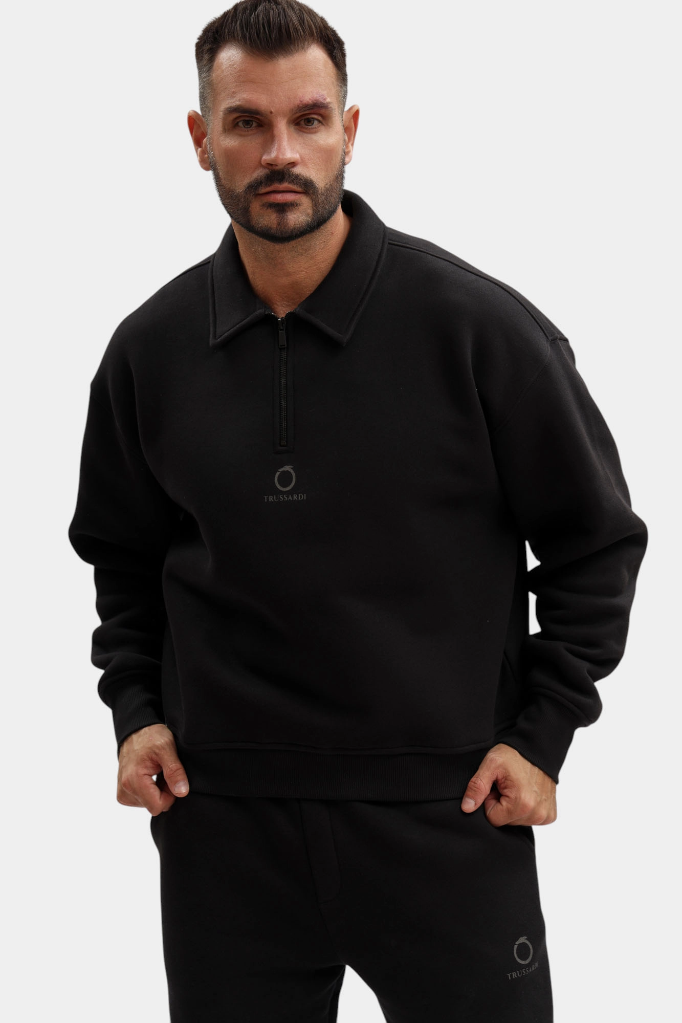 G8018000020N-MF504F02-8R0F Свитшот Trussardi Черный