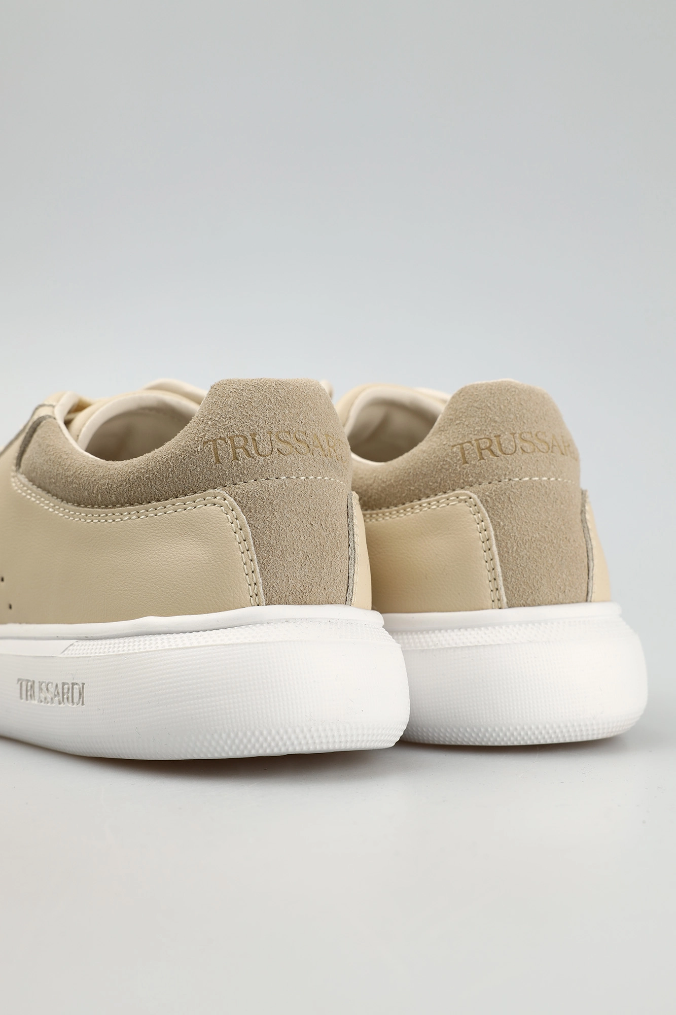 79A00829-9Y099998 Кеды Trussardi Бежевый