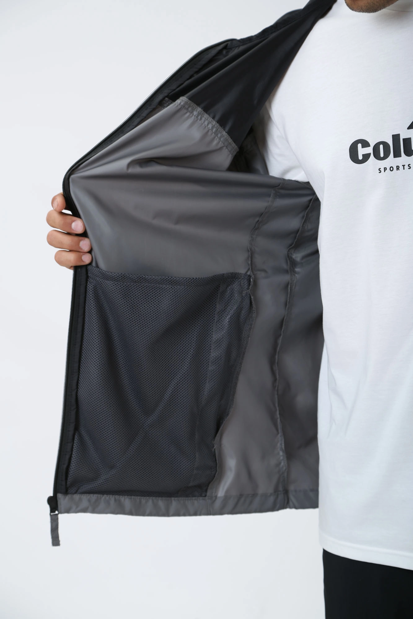 1988711 Ветровка Columbia Серый