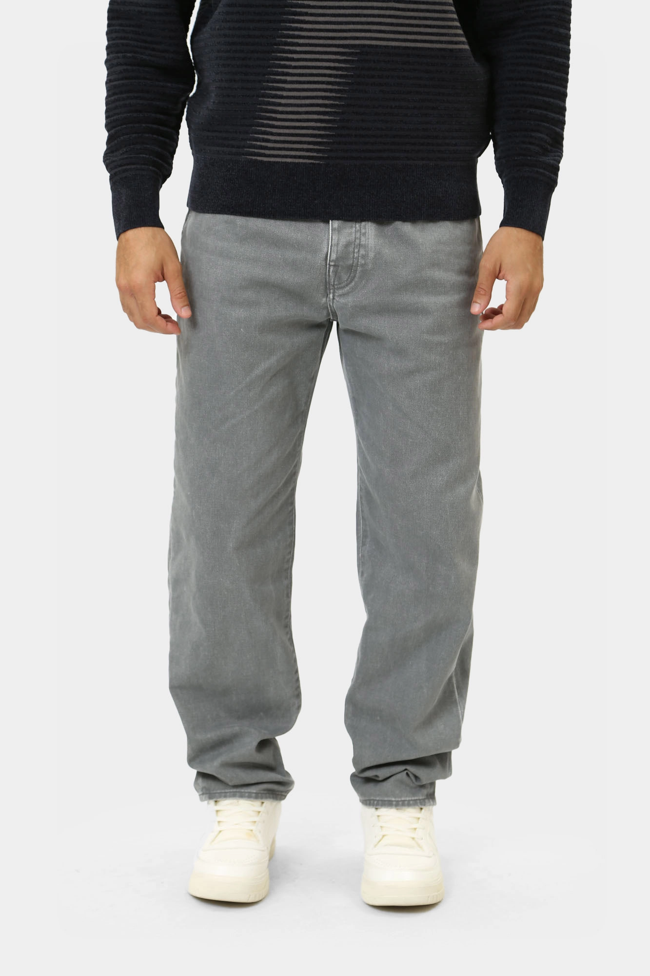 6DZJ88_Z1ZTZ Брюки джинсовые Armani Exchange Серый