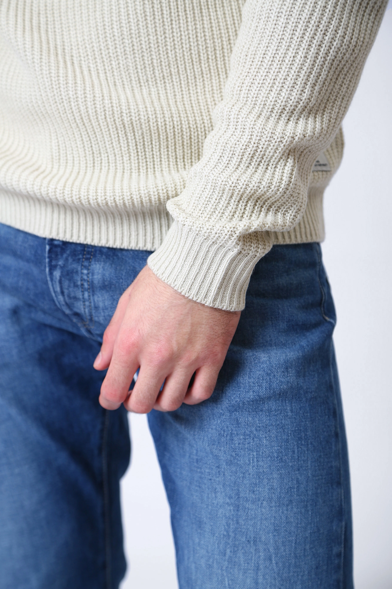 12217487 Свитер Jack & Jones Белый