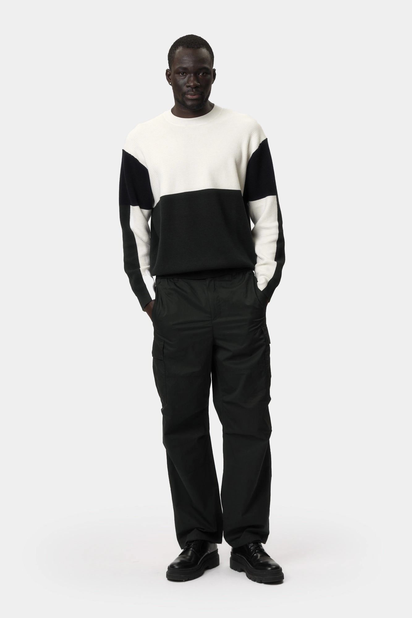 XM000174_AF11960 Джемпер Armani Exchange Белый
