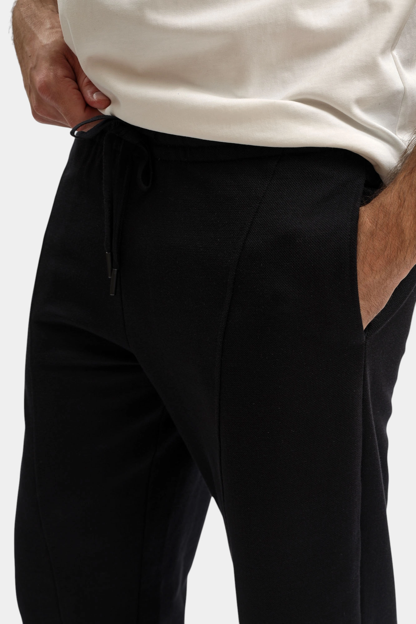 M-261-P-20-1603 Брюки спортивные The Hills Черный