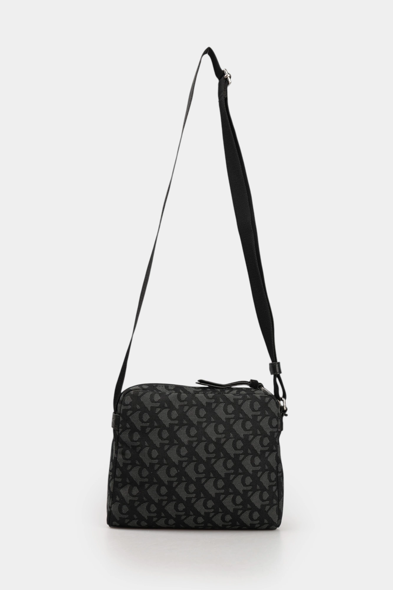 LV04G3175G Сумка Calvin Klein Jeans Черный