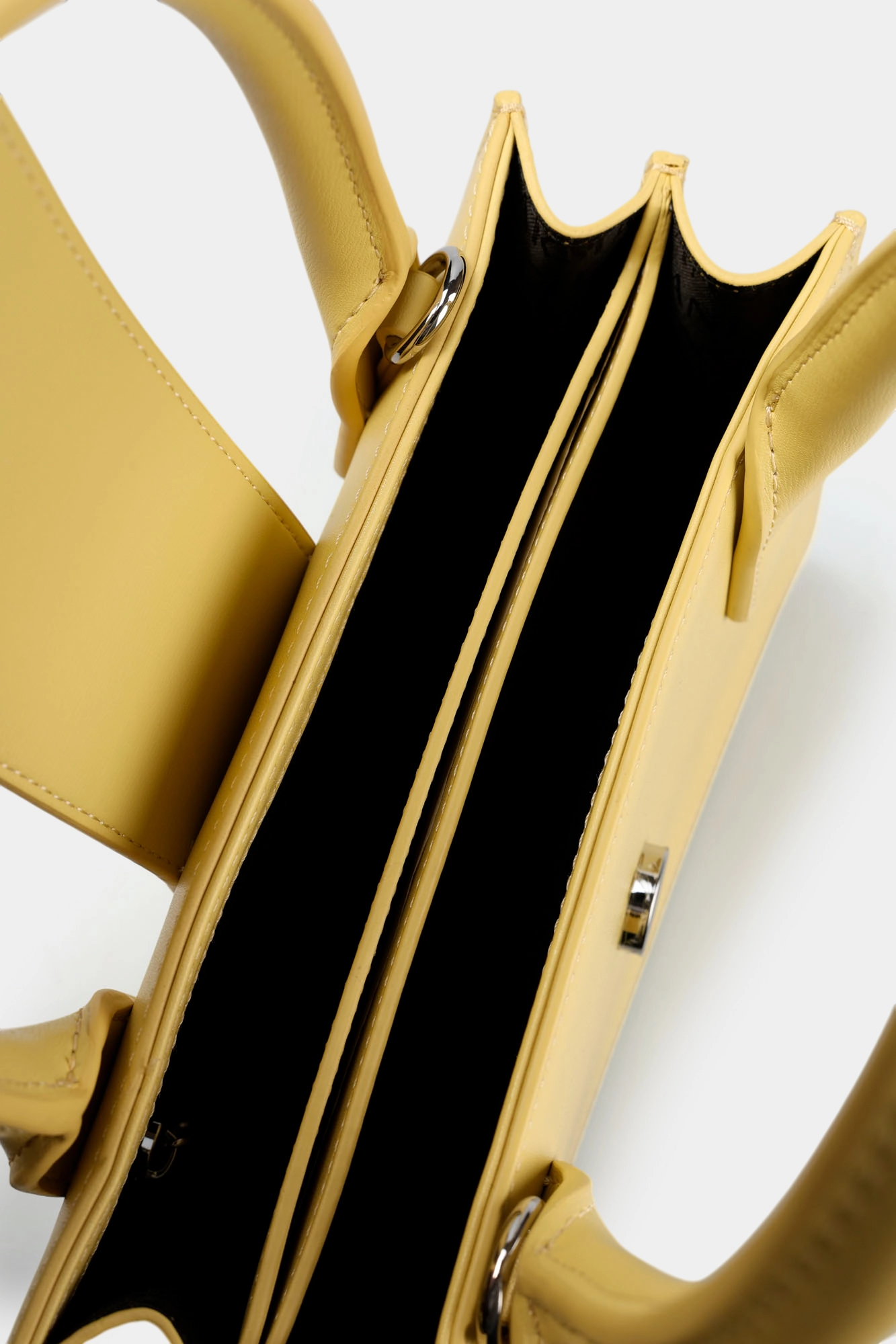 XW000306_AF12039 Сумка Armani Exchange Желтый