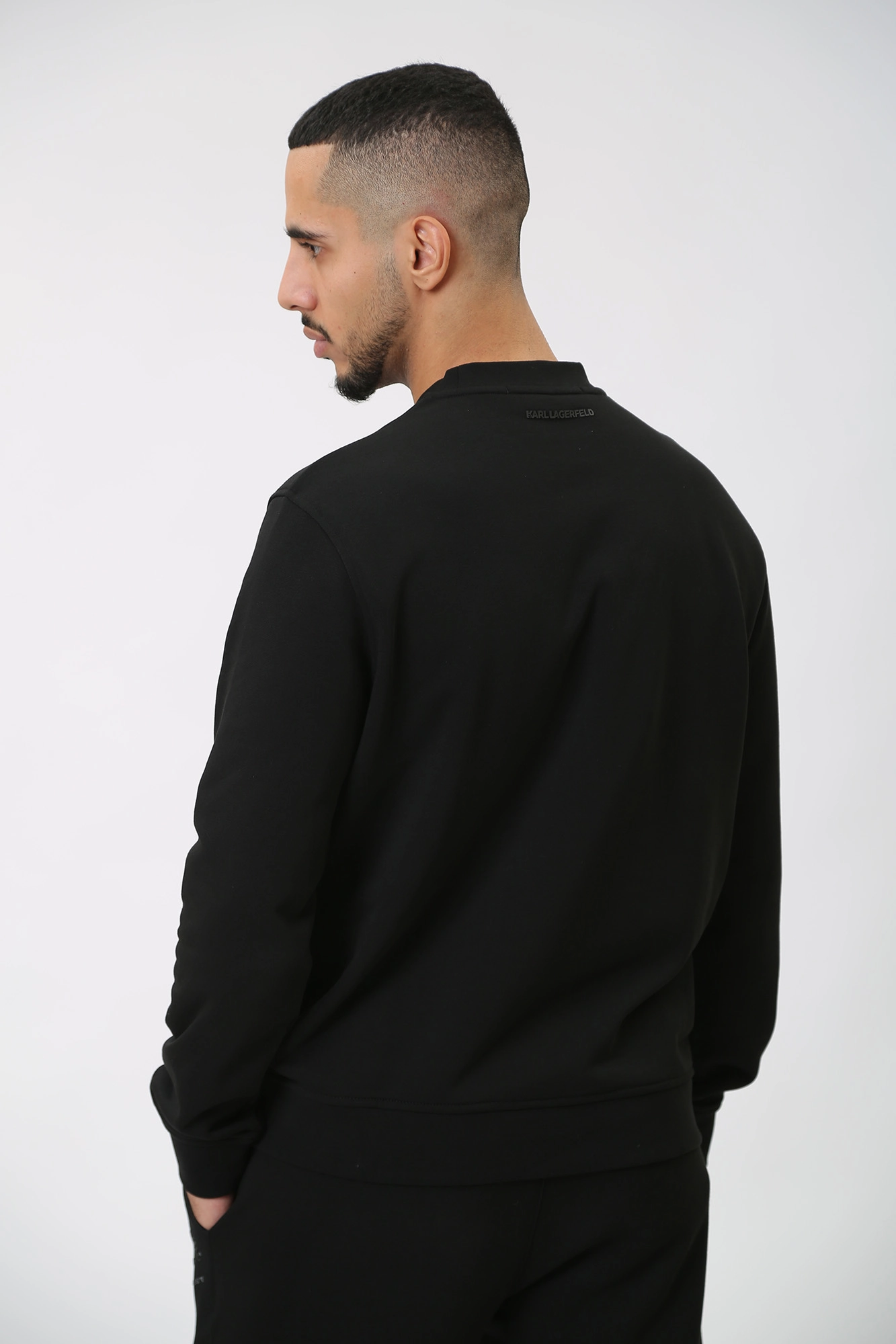 534910_705043 Свитшот Karl Lagerfeld Черный