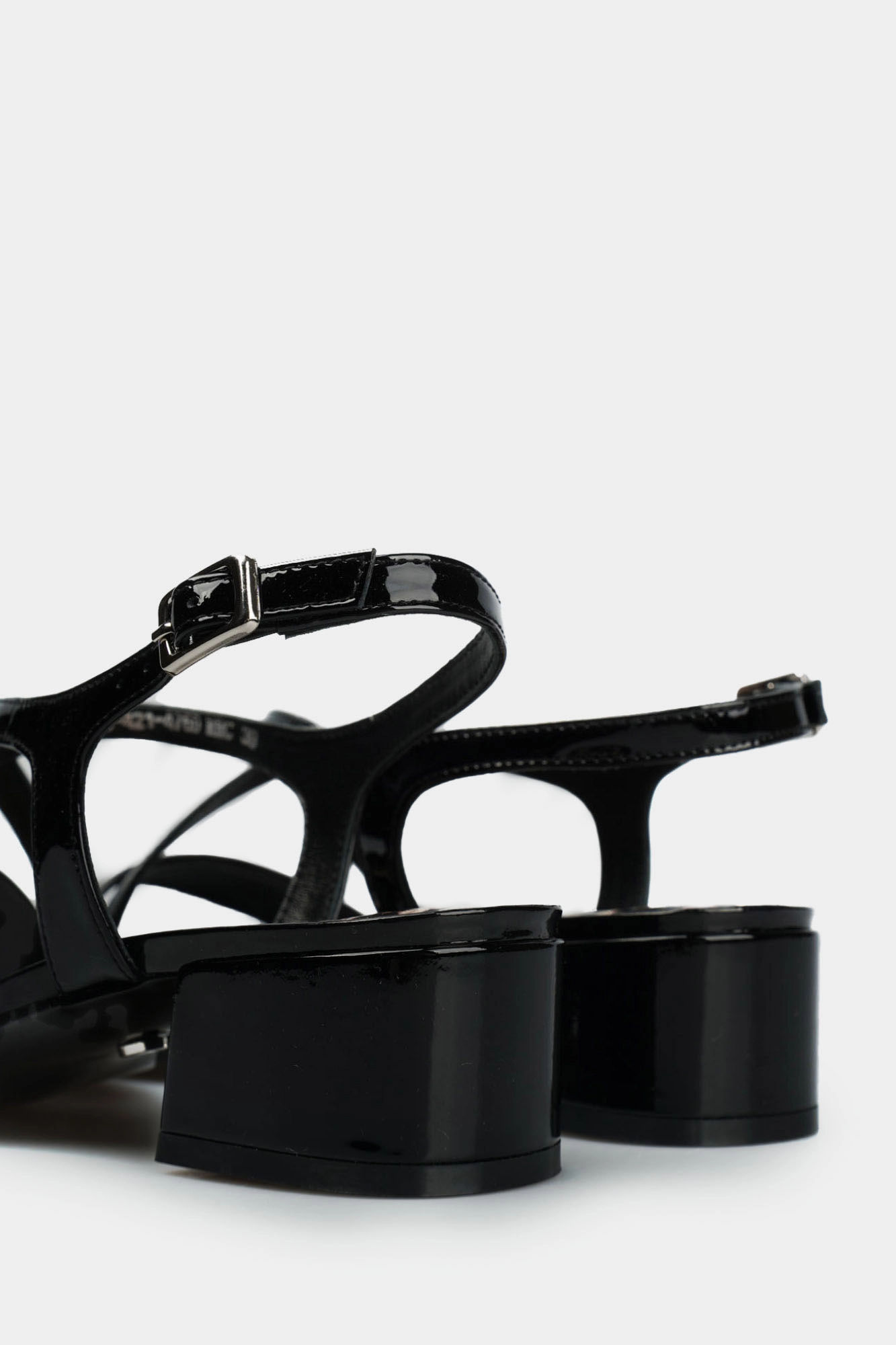 5116-421-47 Босоножки Marc Cony Черный